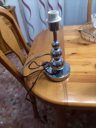 Lámpara de mesa Interfan metal plateado