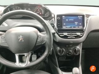 Peugeot 208 5P STYLE 1.2L PureTech 60KW (82CV)