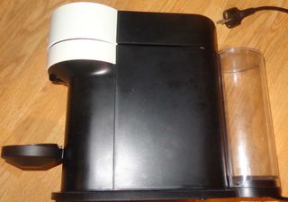 Cafetera DeLonghi Nespresso Vertuo