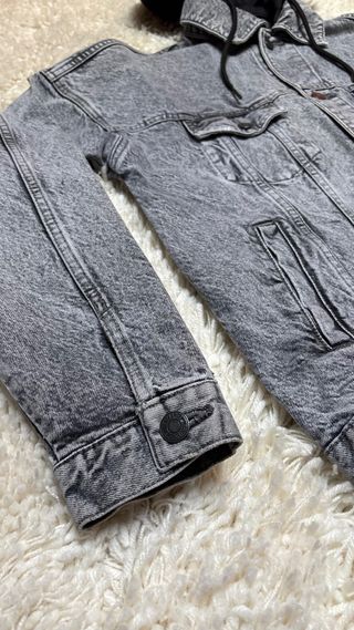 Chaqueta vaquera Pull&Bear denim streetwear gris