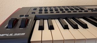 Teclado Novation Impulse 49