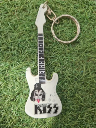 Llavero Guitarra KISS