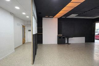 Local comercial en venta en Instituts - Ponent - Sota el Camí Ral en Granollers