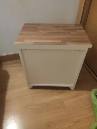 Mesita de noche 2 cajones madera