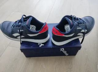 Zapatillas Reebok Royal en talla 42.5