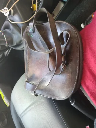 Cartera cobradora de cuero