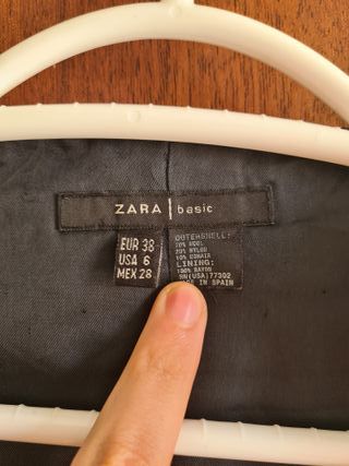 2 Abrigos Zara mujer Talla M Desgastados