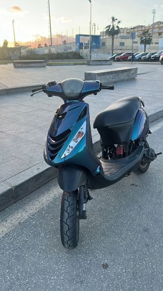 Carcasas/ chapas/ carenado Piaggio zip sp agua