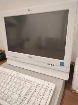 TPV MSI Completo: Ordenador, Teclado, Caja