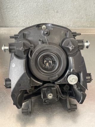 Faro delantero Suzuki GSR 600 2007