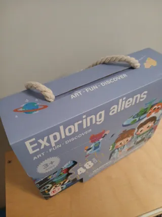 Puzzle Exploring aliens 48 piezas