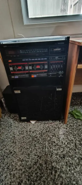 Equipo de música G.P. negro