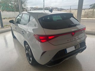 CUPRA LEON 1.5 eTSI 150CV DSG 2025