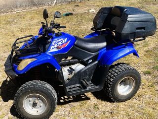 Quad Kymco MXU 250cc matriculado.
