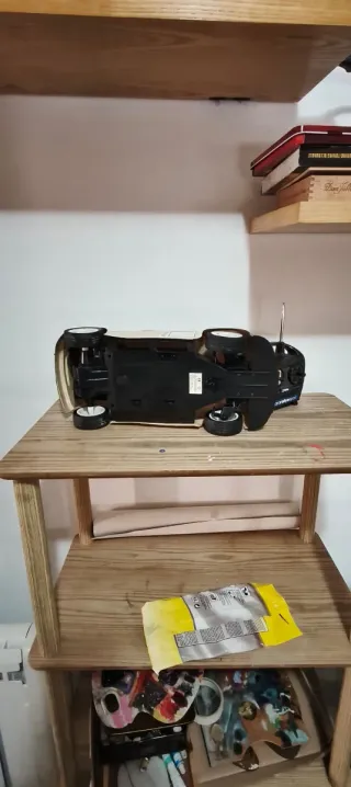 Coche teledirigido Ford Focus Movistar