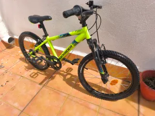 Bicicleta niño Rockrider 20 verde