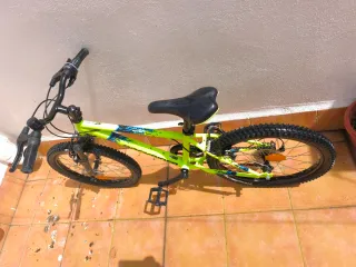 Bicicleta niño Rockrider 20 verde