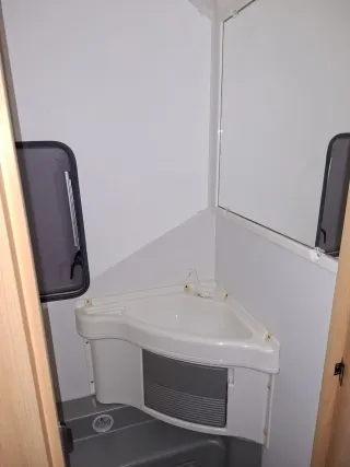 Caravana Bürstner Fun 390 TK