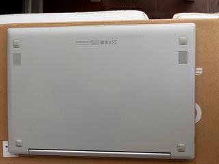 Portátil Samsung Plata - Muy Poco Uso