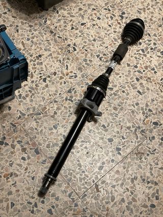 Eje delantero BMW 15540010