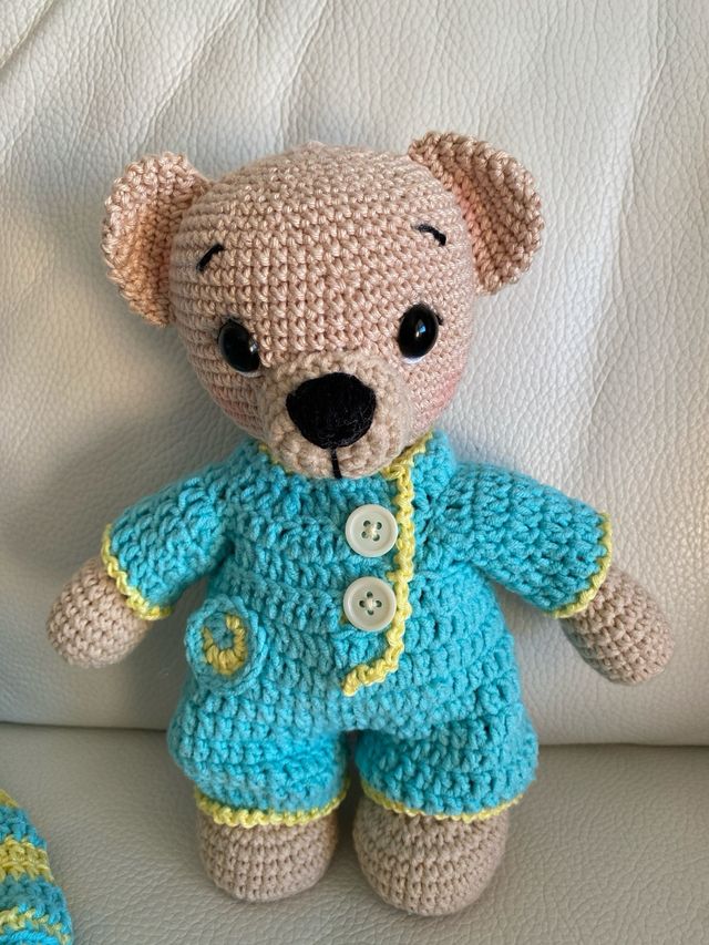Orsetto amigurumi fatto a mano