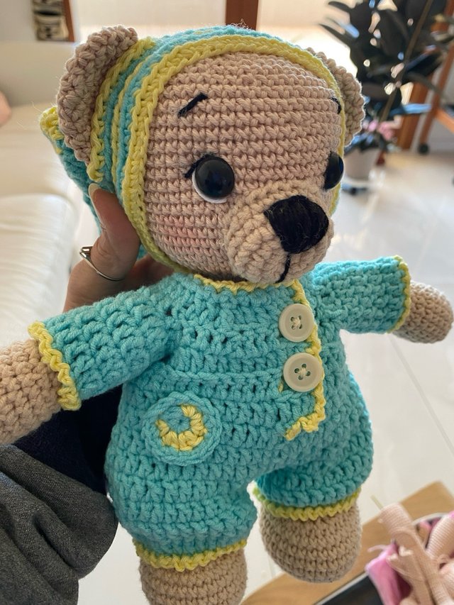 Orsetto amigurumi fatto a mano