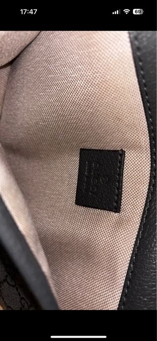 Riñonera Gucci GG Supreme Negra Marrón como nueva