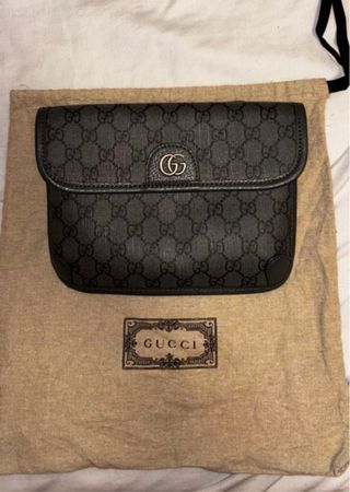 Riñonera Gucci GG Supreme Negra Marrón como nueva