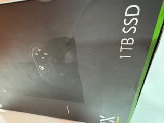 Xbox Series X Negra con Mando Seminueva