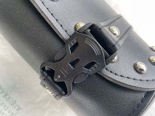 Bolsa para moto con remaches