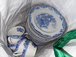 Vajilla Santa Clara Azul y Blanca