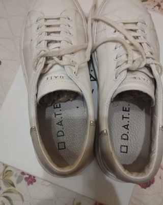 Sneakers D.A.T.E. bianche e grigie