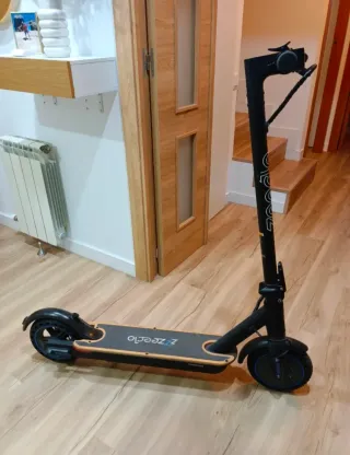 Patinete eléctrico + Casco