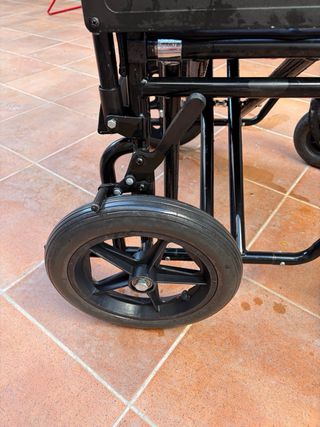 Silla de ruedas ancho especial