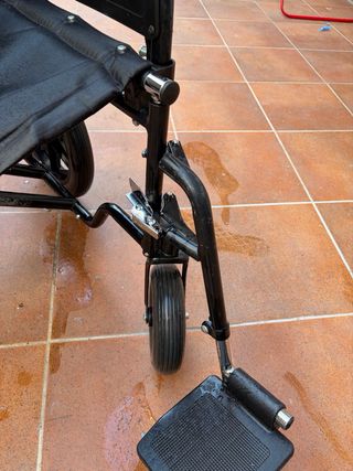 Silla de ruedas ancho especial