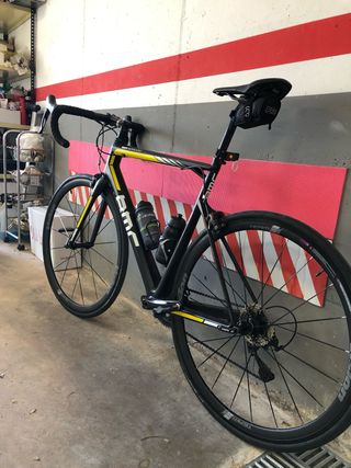 BMC Teammachine SLR03 - Talla 56 (Carbono) +Ruedas