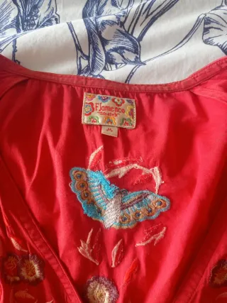 Blusa Flamenco bordada roja