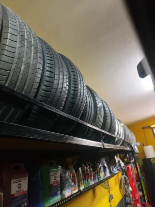 Neumáticos varias medidas sin uso pero antiguas.