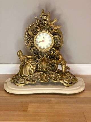 Reloj de Bronce Antiguo