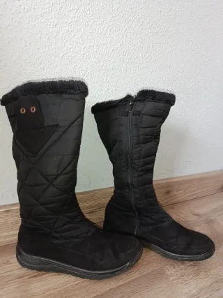 Botas altas negras impermeables