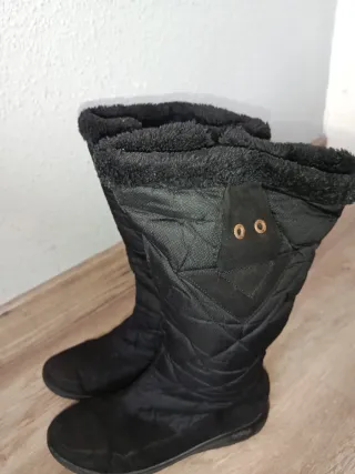 Botas altas negras impermeables