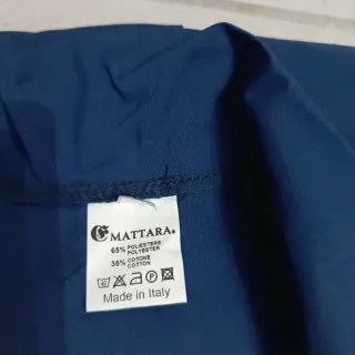 Camice da lavoro blu e verde