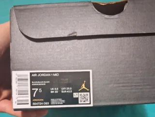 Nike Jordan 1 Mid Negro