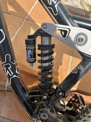 Bici Descenso Kona Stinky DH