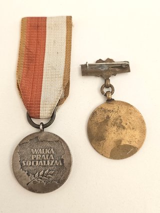 Lote 2 Medallas Polonia Trabajo Minero