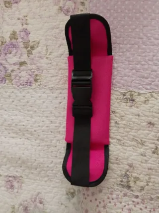Riñonera deportiva rosa y negra