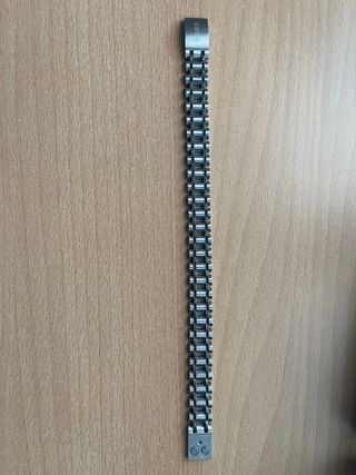 Pulsera Hugo Boss Plateada.