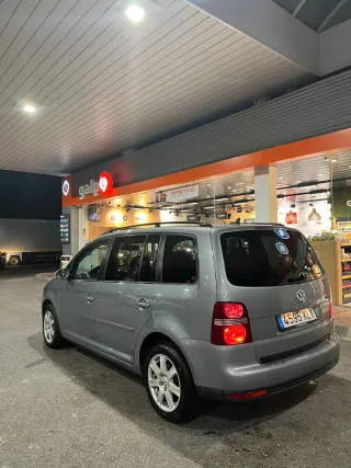 Volkswagen Touran 2009