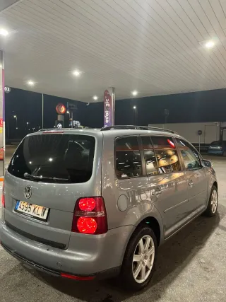 Volkswagen Touran 2009