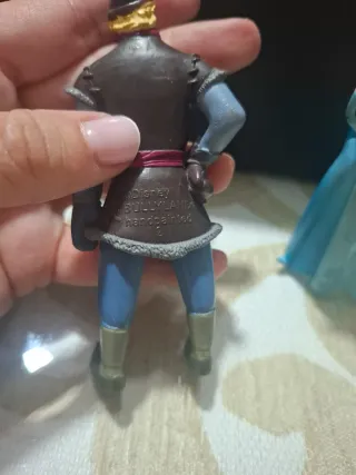 Figuras Elsa y Kristoff Disney